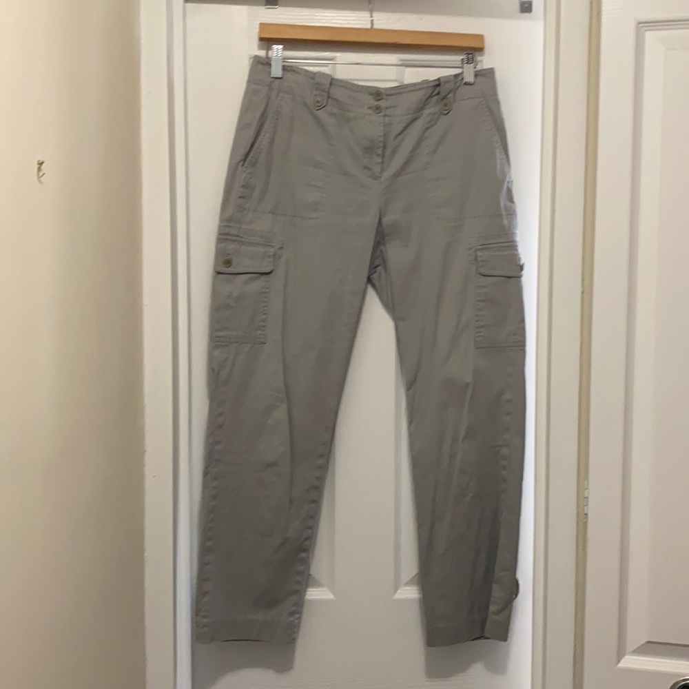 Talbots signature cargo pants gray size 8, length = above the ankle